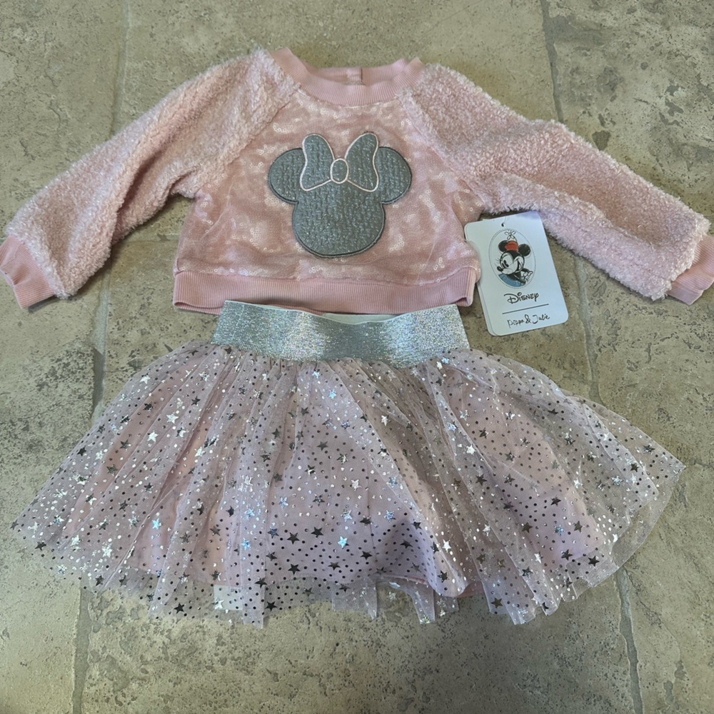 NWT Disney Pipa and Julie 2 piece outfit